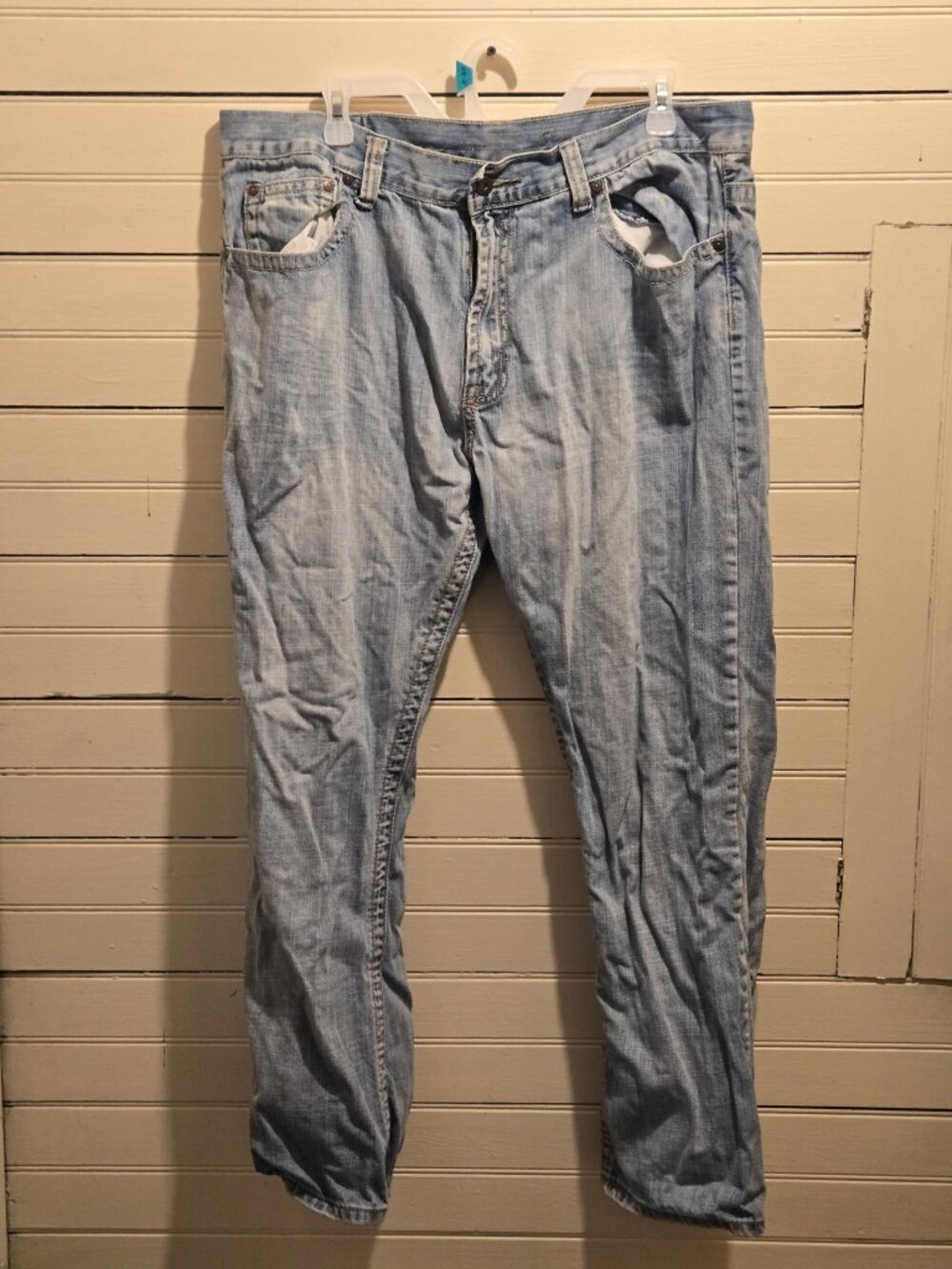 Flypaper Jeans Mens W38 L32 Light Wash Bootcut Denim Pants Embroidered Pockets